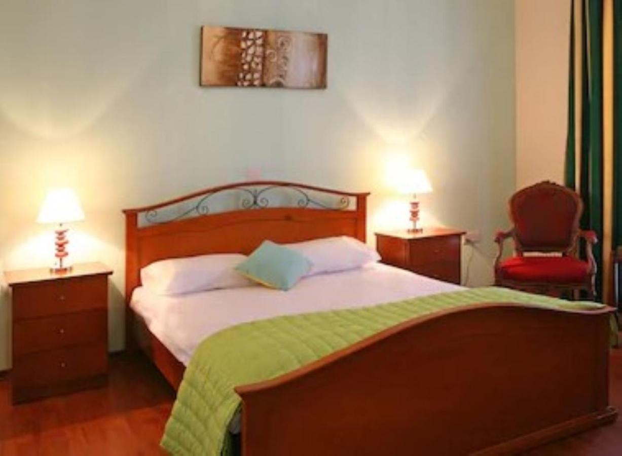 St Elena Boutique Residence Larnaca Bagian luar foto