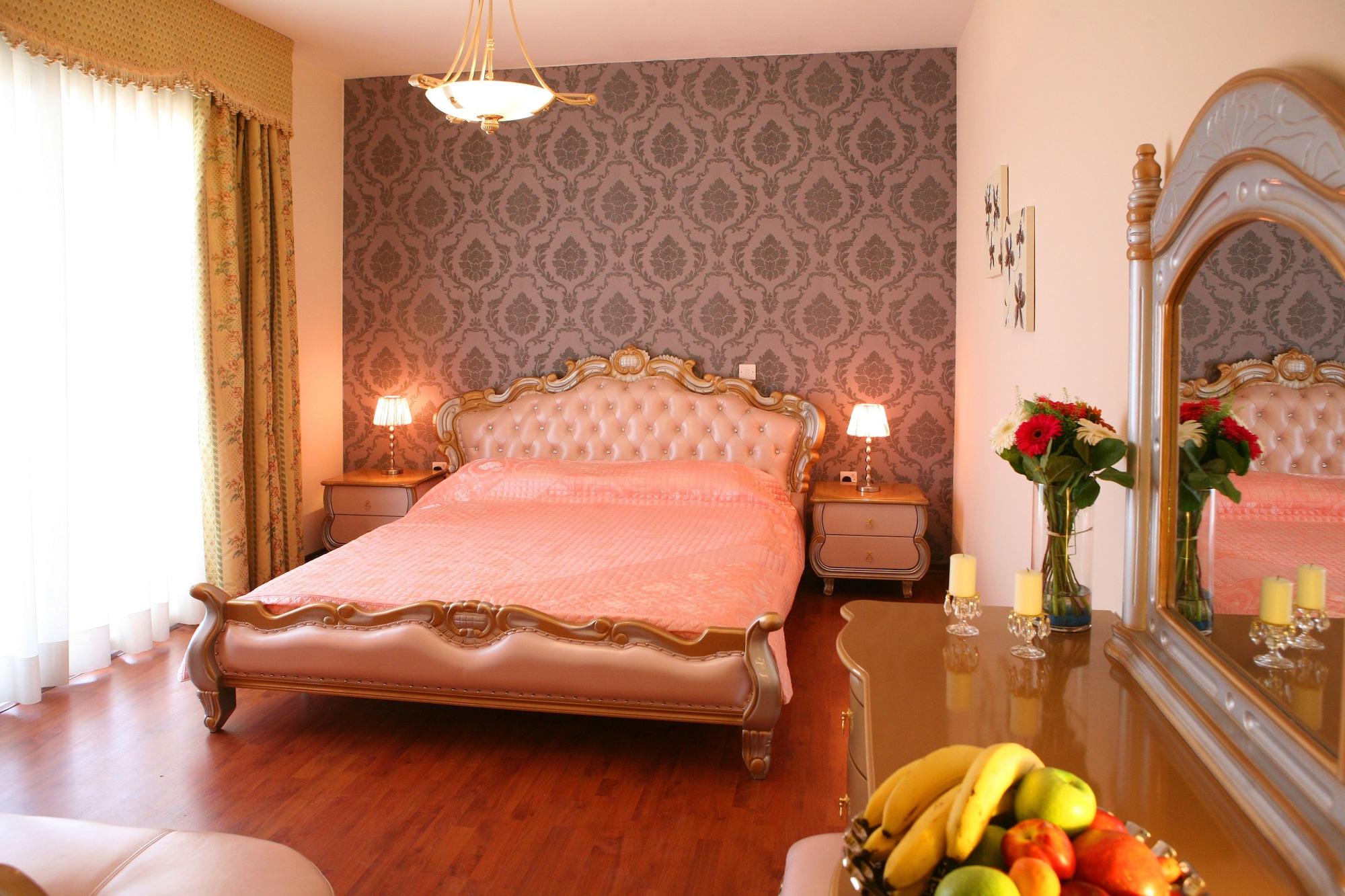 St Elena Boutique Residence Larnaca Bagian luar foto