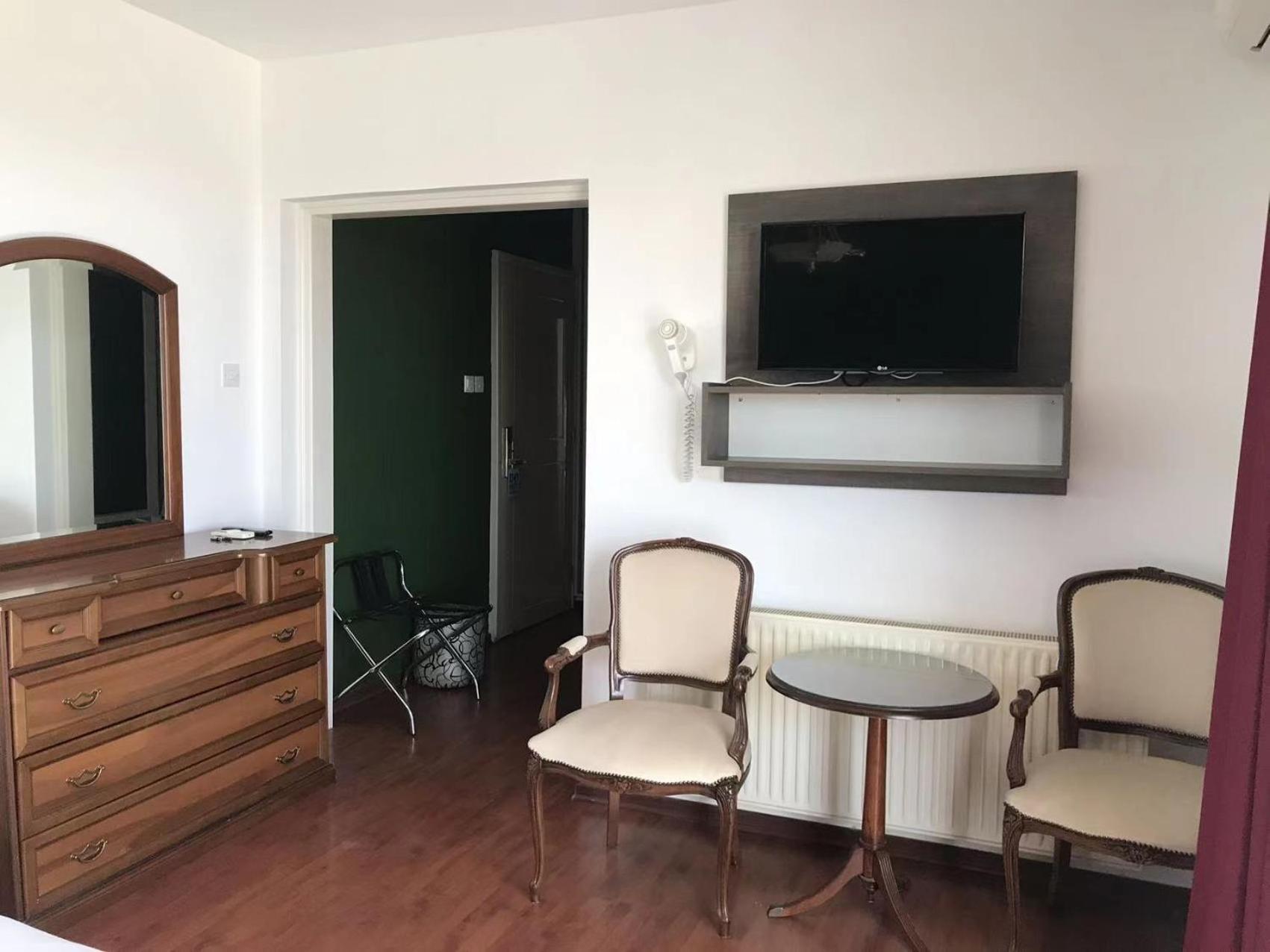 St Elena Boutique Residence Larnaca Bagian luar foto