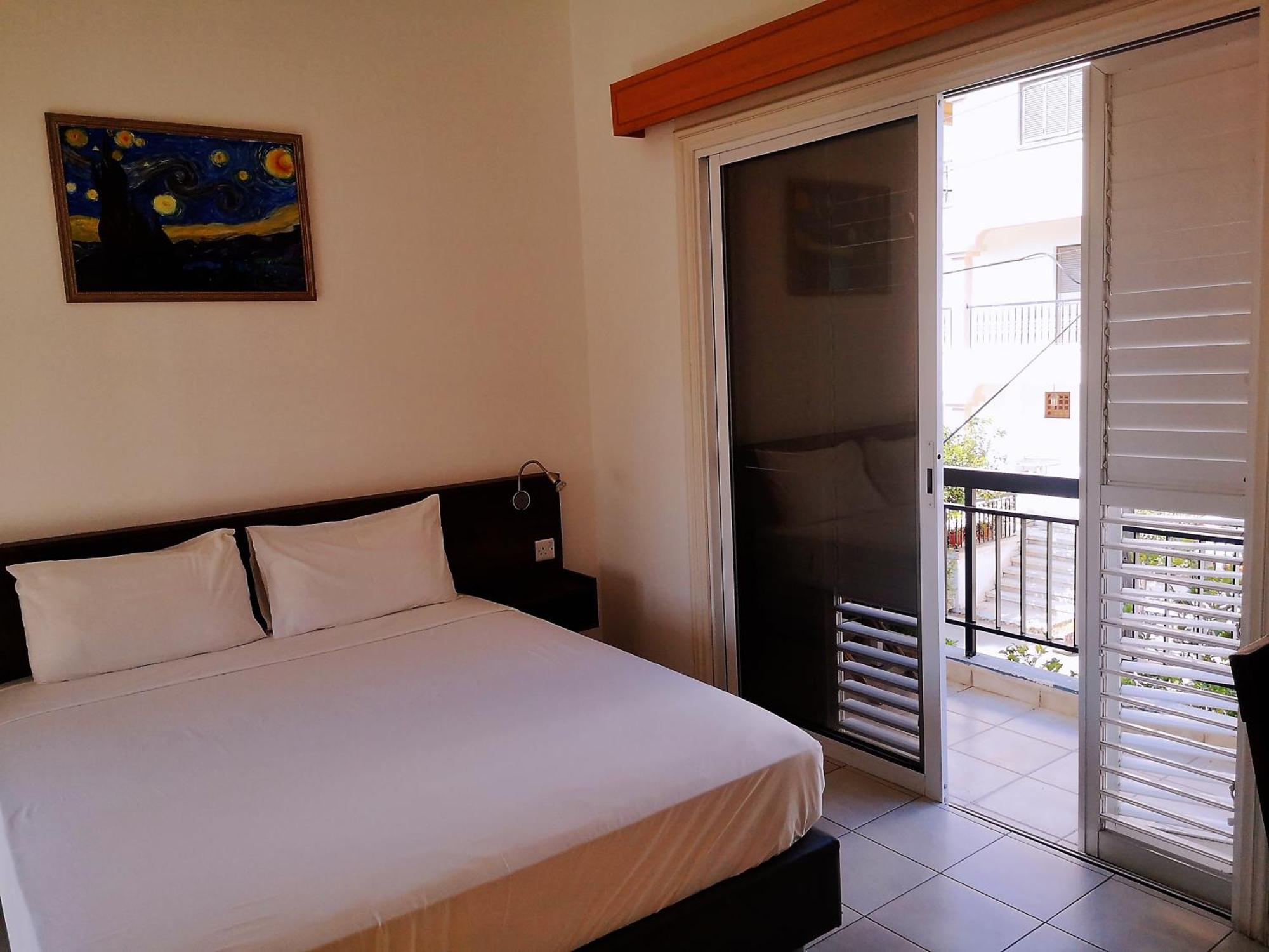 St Elena Boutique Residence Larnaca Bagian luar foto